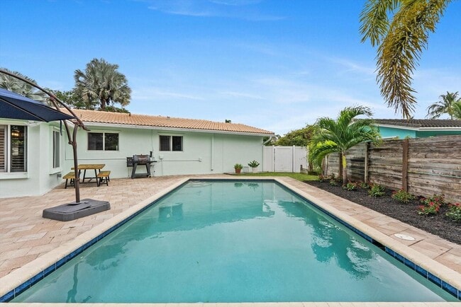 Building Photo - 1257 NW 5th St