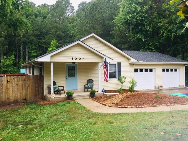 Building Photo - 1008 Carpenter Fletcher Rd