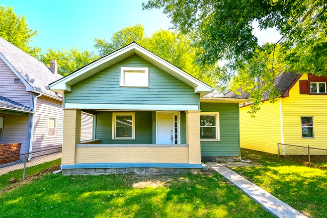 Primary Photo - 321 Harlan St