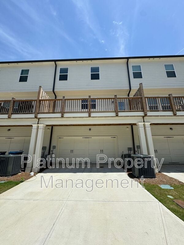 Building Photo - 1592 Laurel Blossom Walk