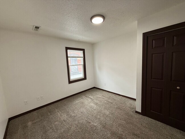 Building Photo - 2807 N 3rd St