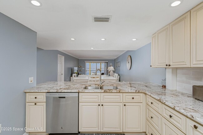 Building Photo - 190 Escambia Ln