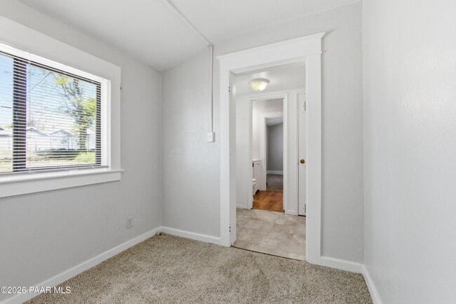 Building Photo - 309 N Mt Vernon Ave