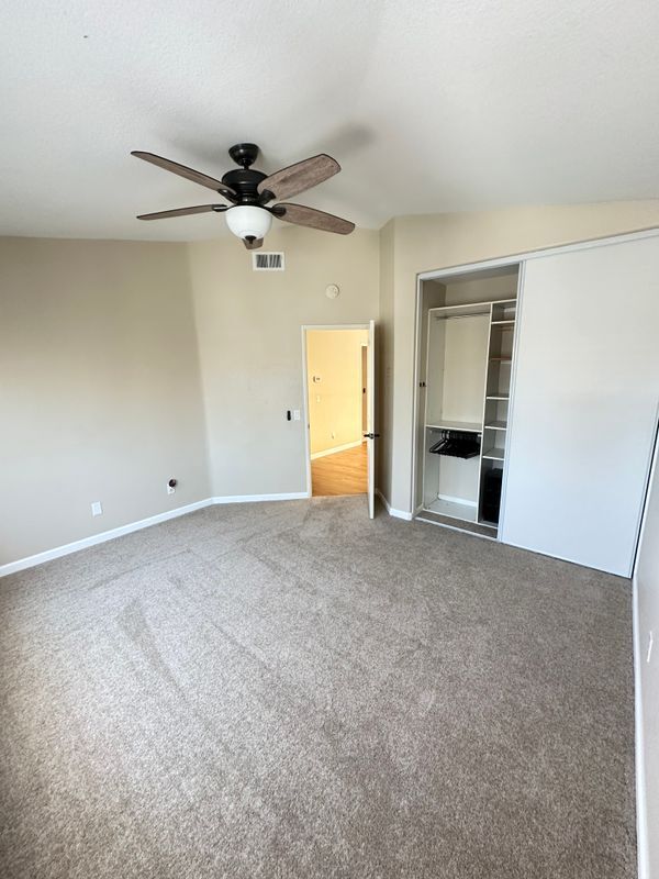 Building Photo - 41411 Iona Cir