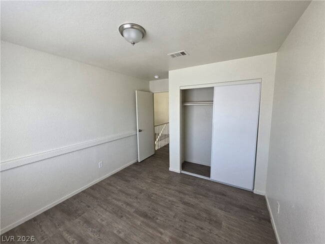 Building Photo - 8829 Cornwall Glen Ave
