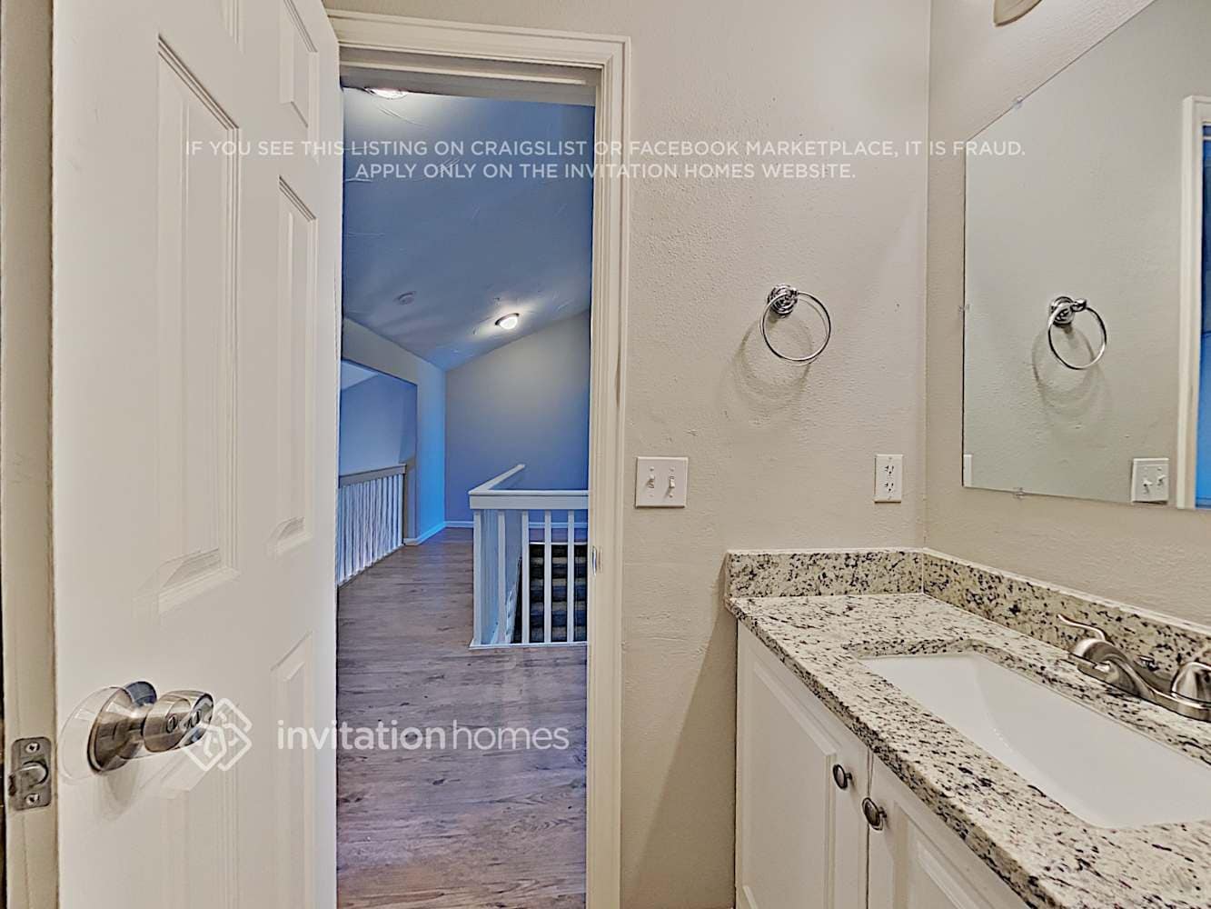 Building Photo - 3823 Dyanna Dr