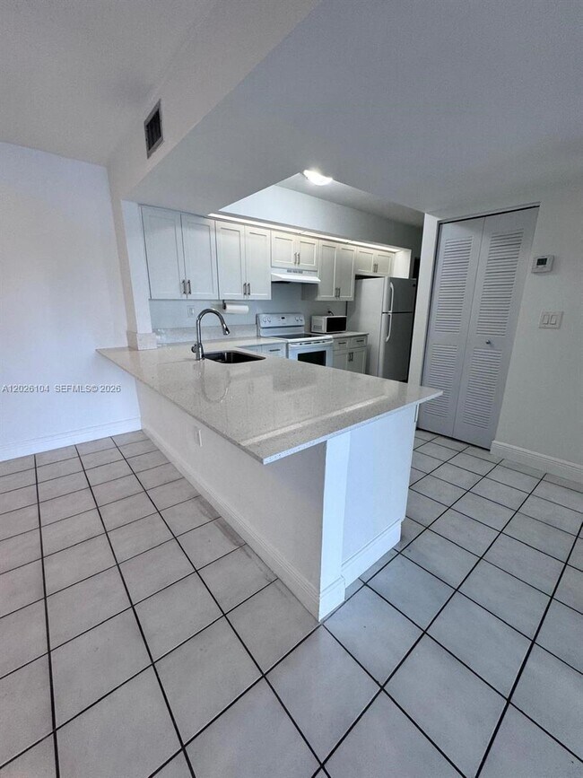 Building Photo - 8600 SW 212th St