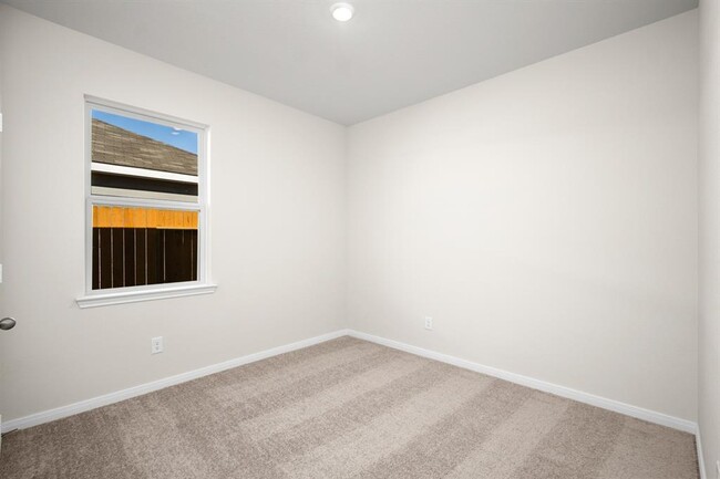 Building Photo - 10383 Red Cardinal Dr