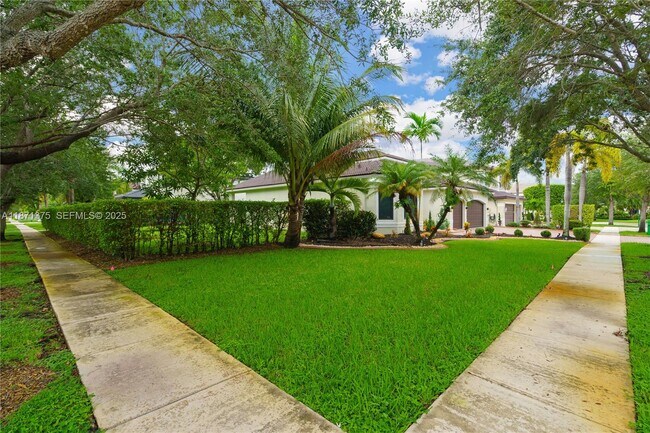 Building Photo - 5478 SW 189th Ave