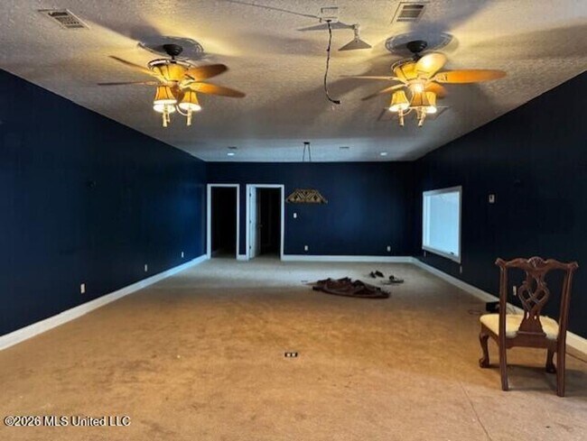 Building Photo - 5300 Beardslee St