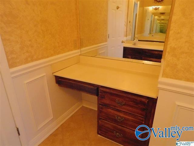 Building Photo - 176 Water Oak Dr