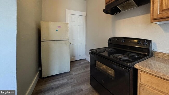 Building Photo - 5581 Blakemore St