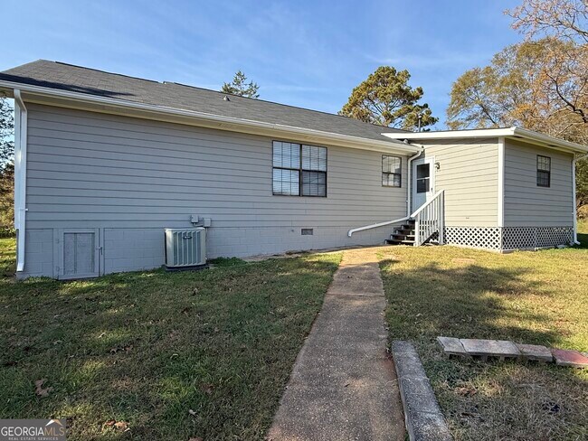 Building Photo - 731 Moon Bridge Rd