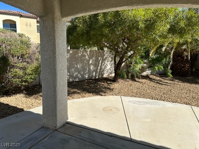 Building Photo - 285 Spring Palms St