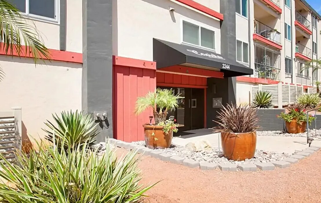 Building Photo - 2244 2nd Ave