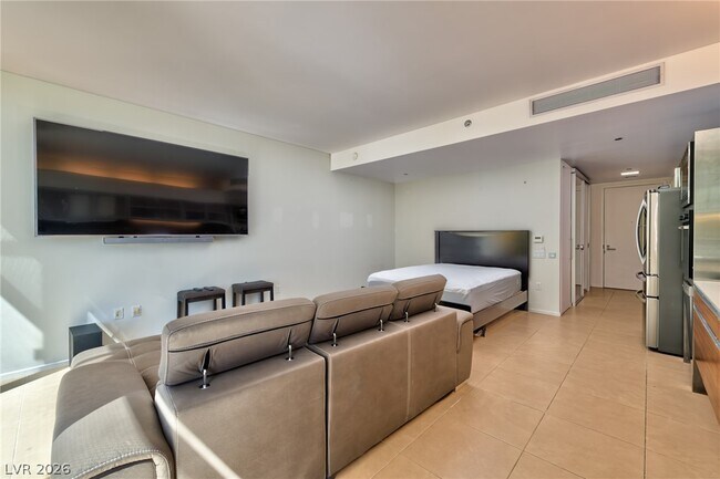 Building Photo - 3722 S Las Vegas Blvd
