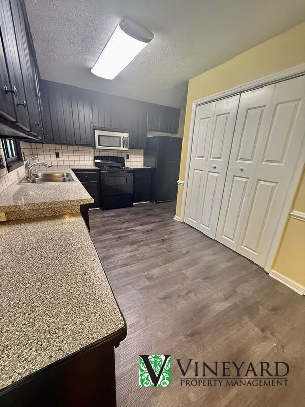 Building Photo - 4925 Falcon Wood Trace NE