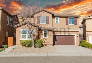 Building Photo - 873 Willow Bridge Dr