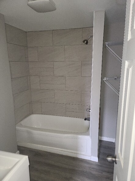 Primary Photo - 2020 Connecticut St