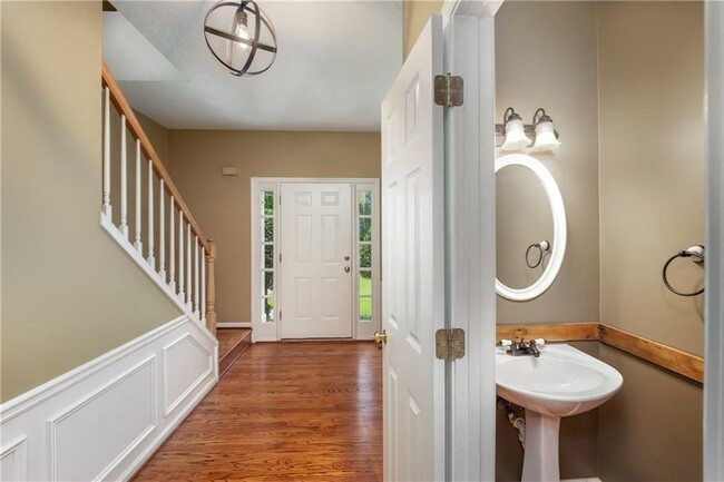Building Photo - 3925 Barberry Ct