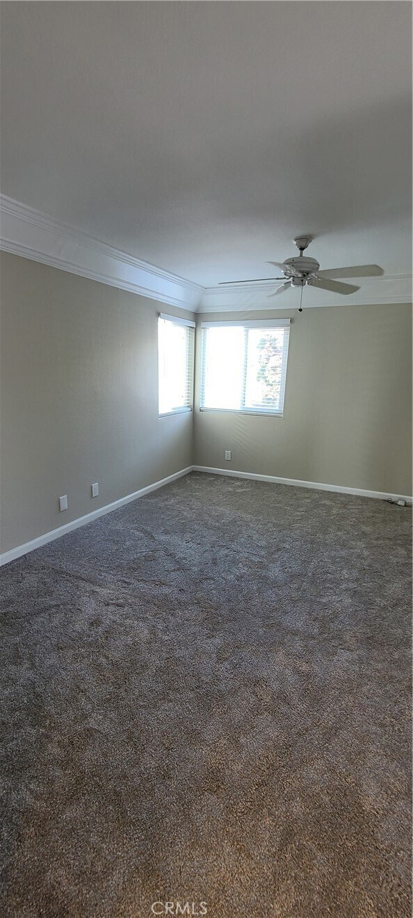 Building Photo - 709 Oceanhill Dr