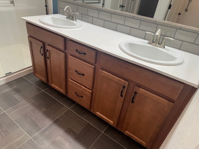 Building Photo - Welcome to this inviting 3-bedroom, 3-bath home located in a desirable Riverbank neighborhood