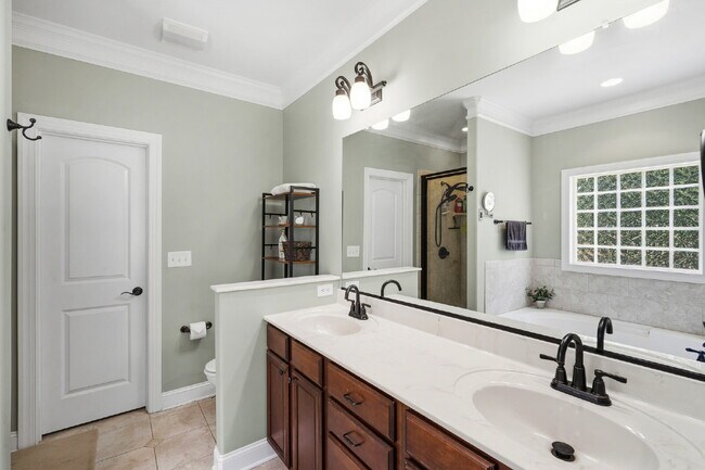 Building Photo - Furnished Pet Friendly Rental in Davie County with Flexible Lease Length!