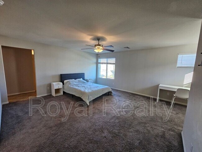 Building Photo - 1171 Twincrest Ave