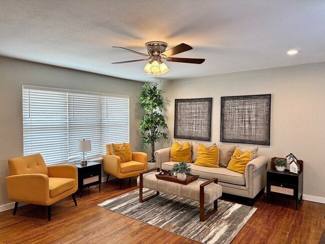 Building Photo - 3314 W Ohio Ave