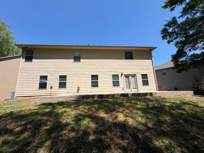 Building Photo - 4805 Carriage Bridge Ln