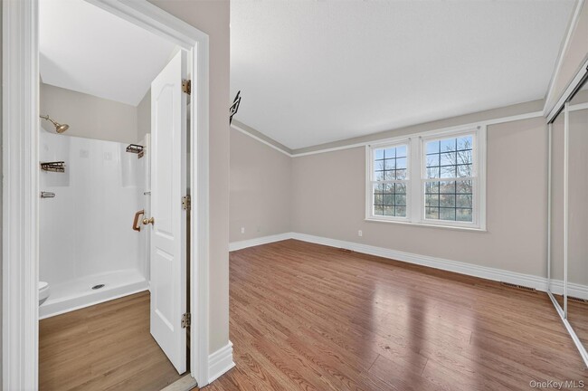 Building Photo - 3304 Whispering Hills Dr