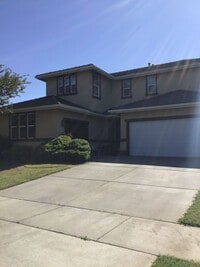Building Photo - Edgewater Home