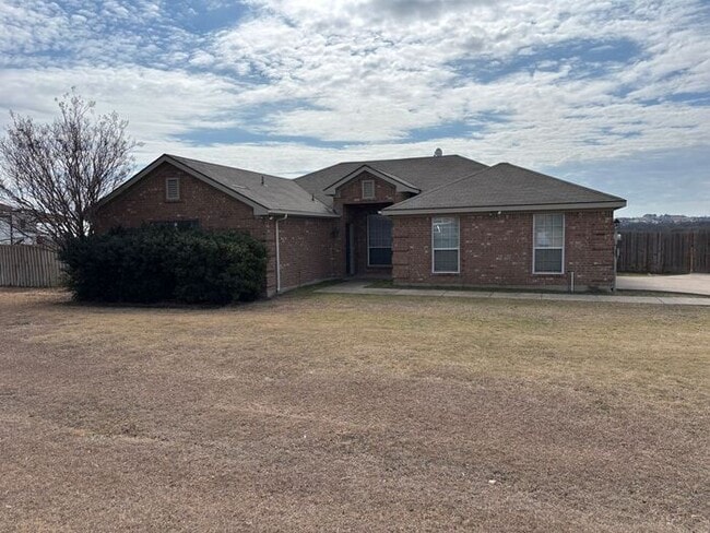 Building Photo - 112 Pepperbush Ln