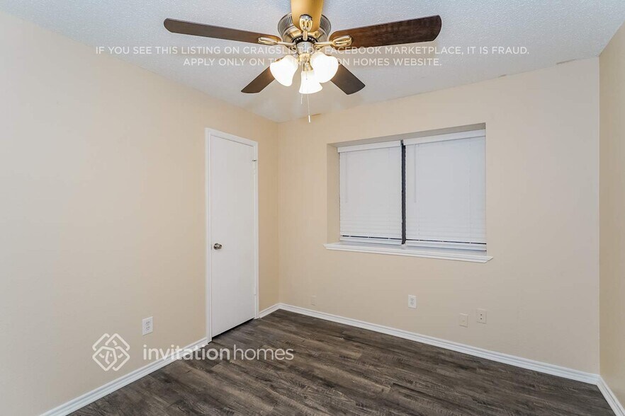 Building Photo - 1610 Autumn Breeze Ln
