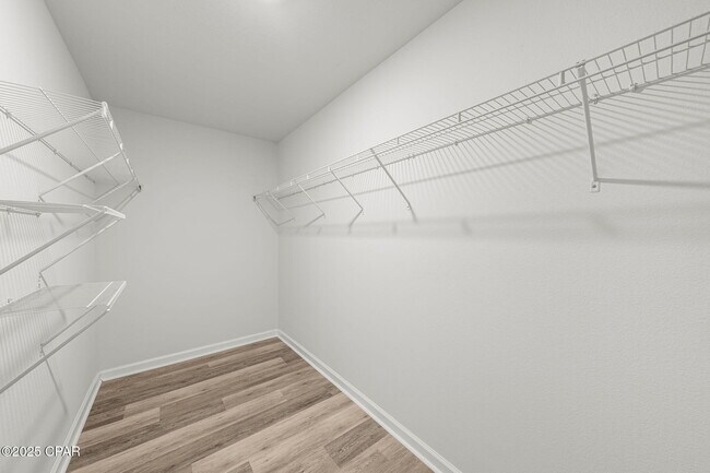 Building Photo - 5832 Viking