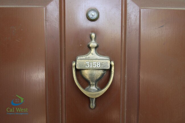 Building Photo - $3,695 - Spacious 2 Bedroom, 2.5 bath tri-level townhouse near Communication Hill in Lancaster Gates
