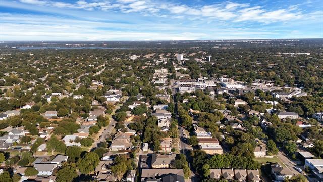 Building Photo - 5841 Oram St