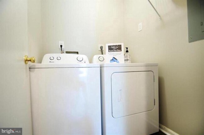 Building Photo - 13201 Astoria Hill Ct