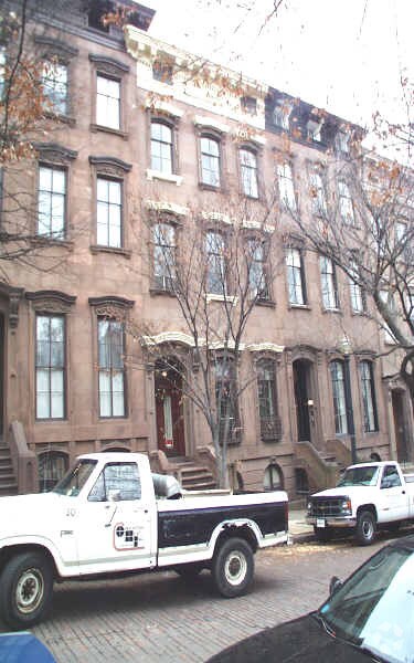 Building Photo - 22 E Mount Vernon Pl