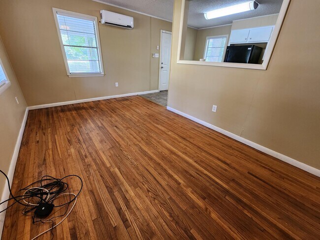 Building Photo - 8807 Creek Trail