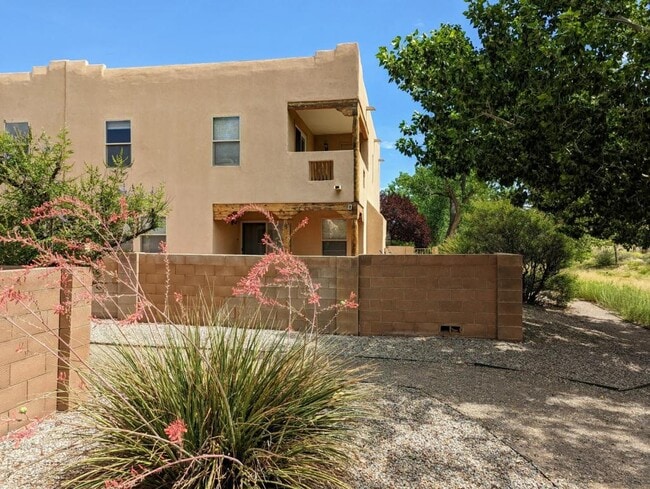 Building Photo - 3500 Yippee Calle Ct NW