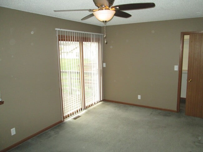 Building Photo - Next to Capital Beach Lake with free internet & cable tv