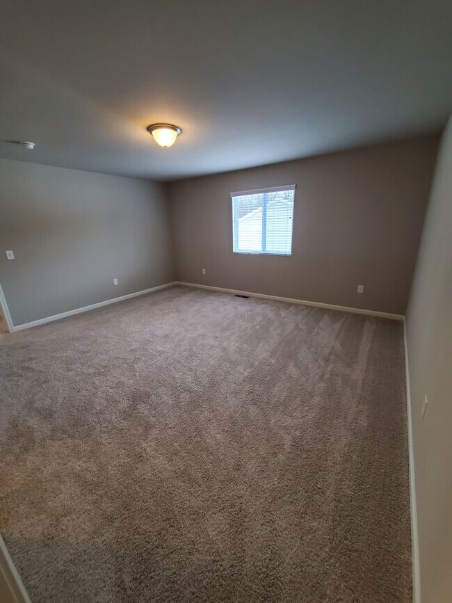 Building Photo - COMING SOON!! STUNNING 4 BEDROOM HOME FOR ...