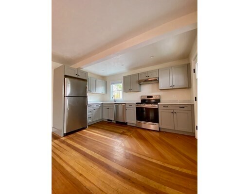 Building Photo - 121 Orne St