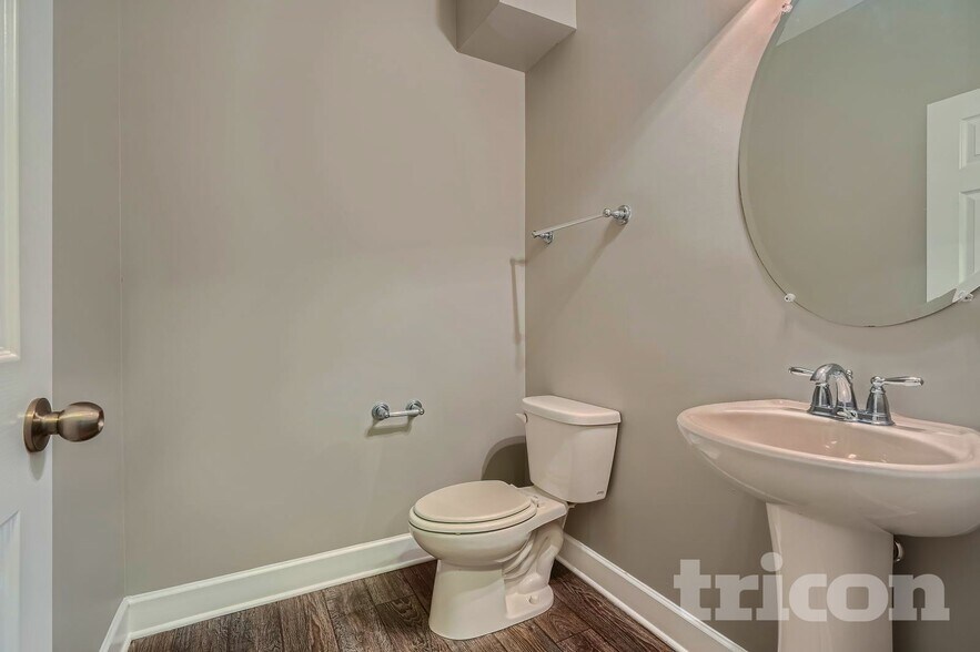 Building Photo - 764 Wexford Cove Way