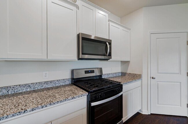 Building Photo - 8440 Raspberry Wy