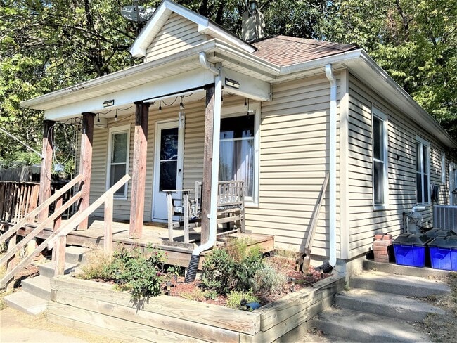 Primary Photo - 325 Union St