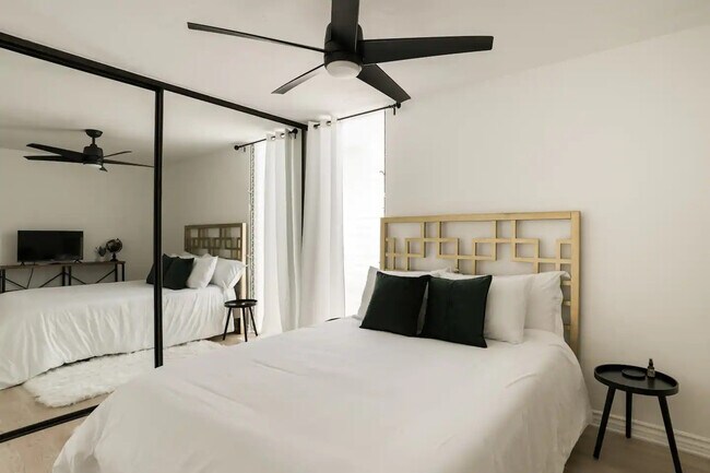 Building Photo - 1773 Torrance St