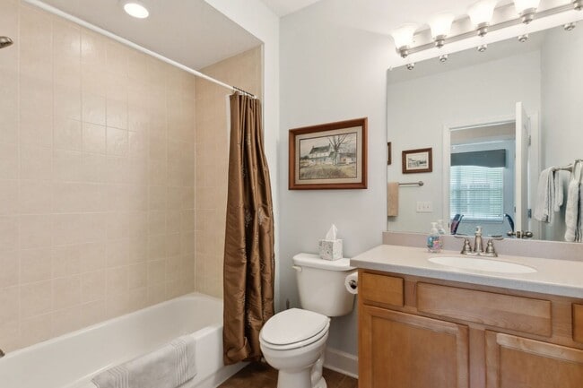 Building Photo - Fully Renovated 3BR/2.5BA Condo with Garag...