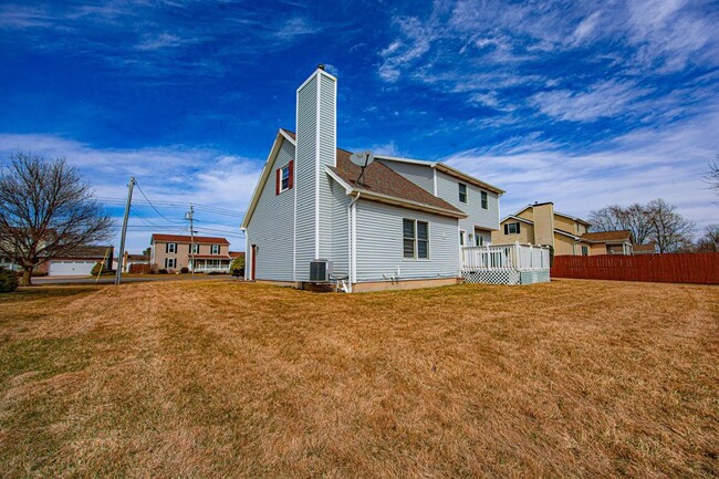 Building Photo - 2654 Ferchen St